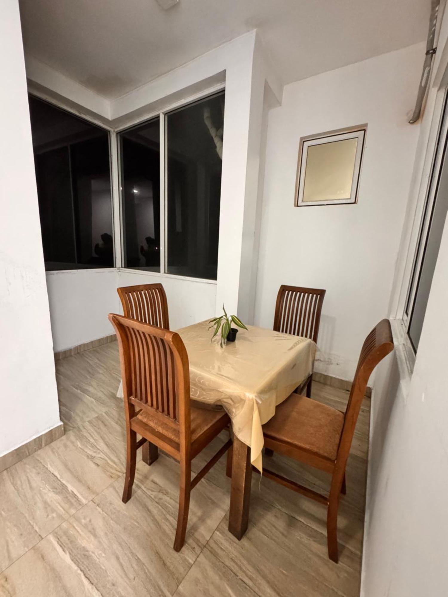 Katunayaka Airport Transit Kings Hotel מראה חיצוני תמונה