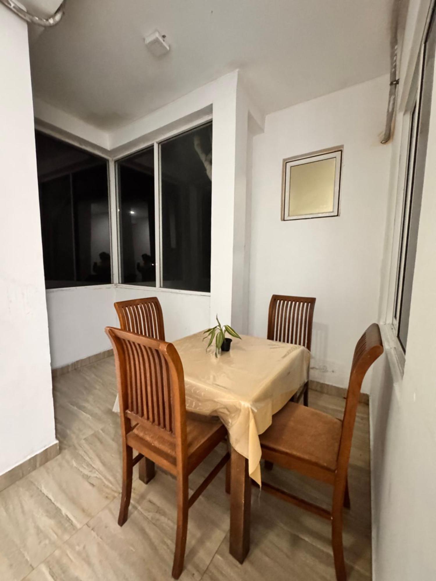 Katunayaka Airport Transit Kings Hotel מראה חיצוני תמונה